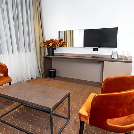 Ub Aqua Park Hotel 4*