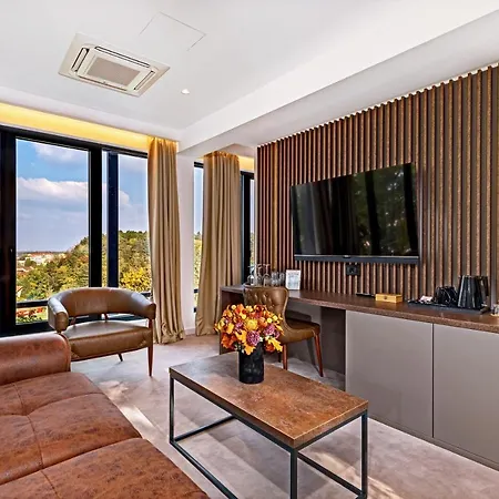 Ub Aqua Park 酒店 4*