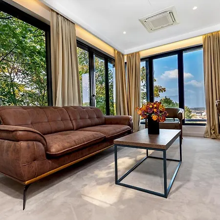 Ub Aqua Park 酒店 4*